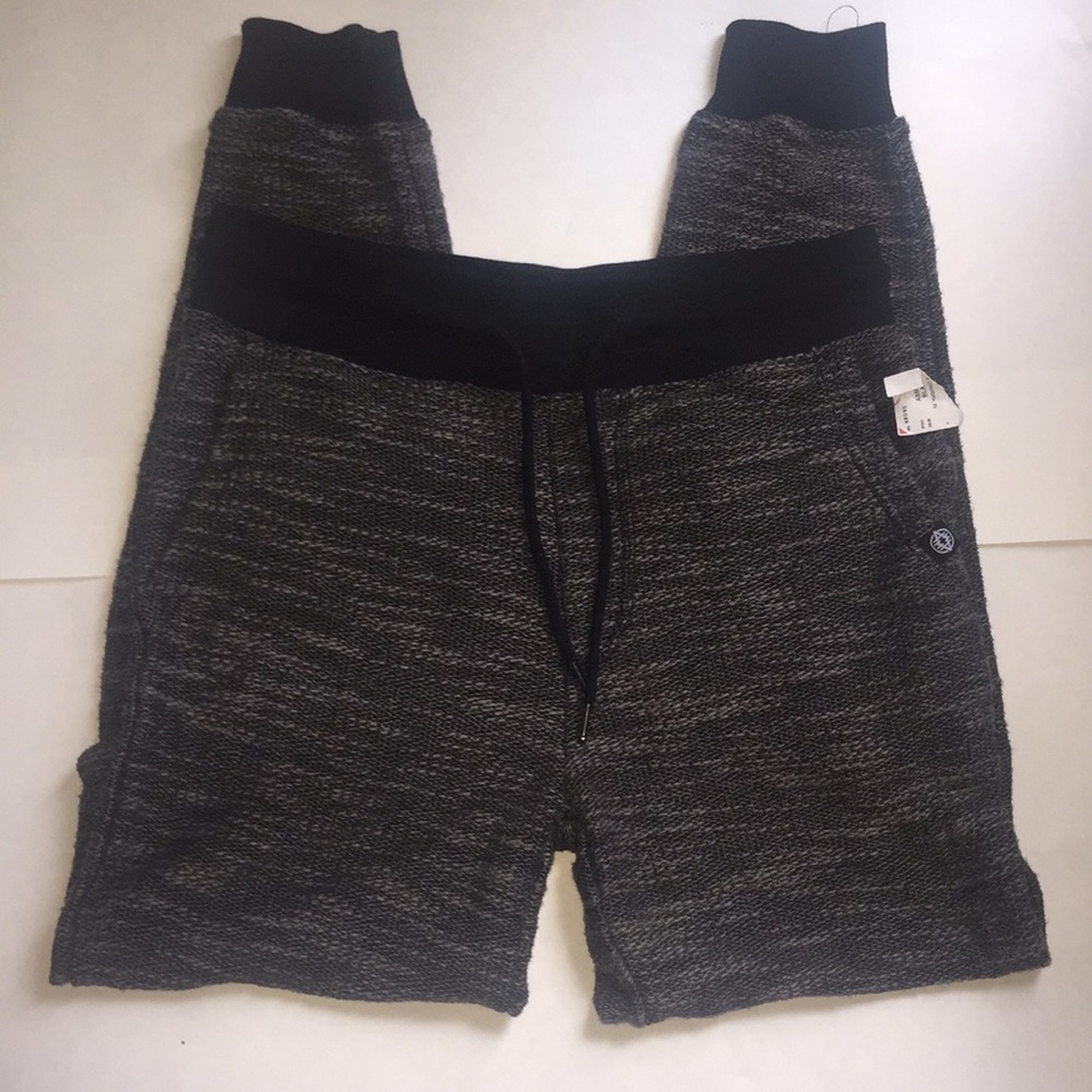 Joggers (weaved)